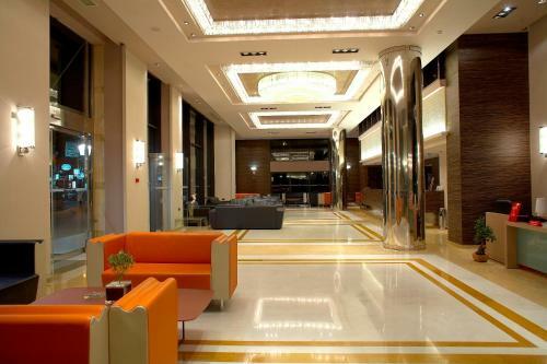 Hotel Porto Platanias Beach Resort And Spa