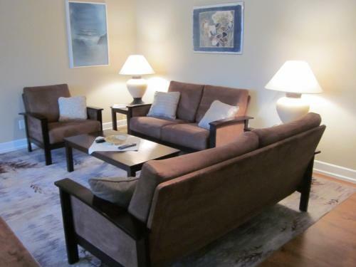 Suite As It Gets Vacation Rental/b&b