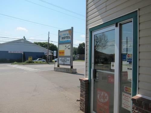 Fundy Spray Motel