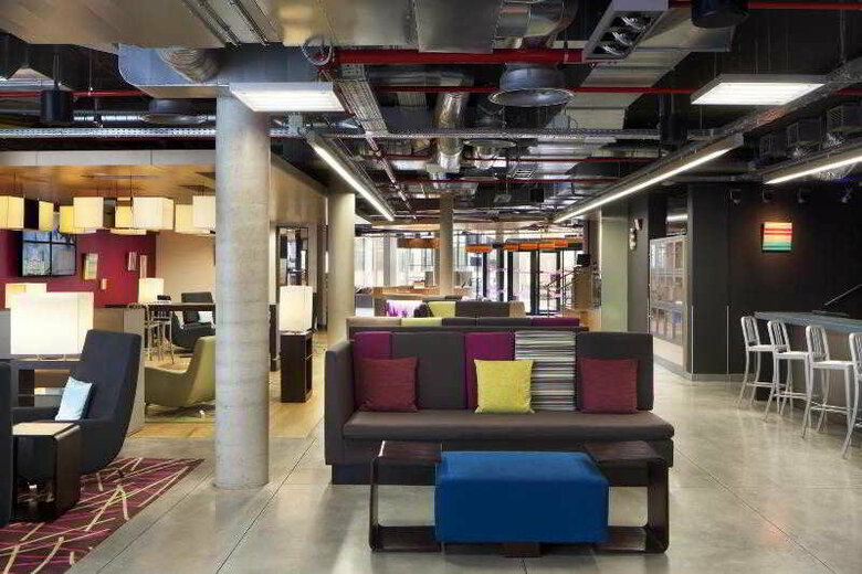 Hotel Aloft Brussels Schuman