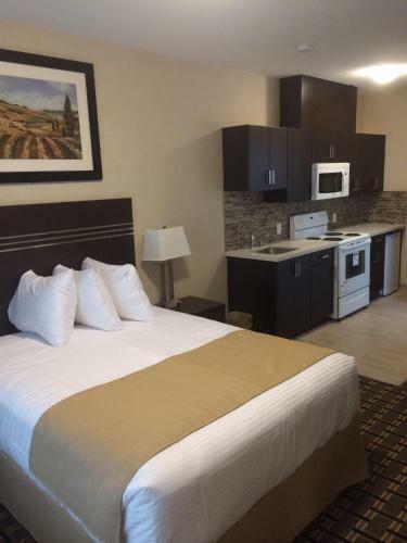 Watrous Motel