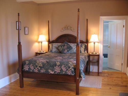 Bed & Breakfast Louisbourg Heritage House