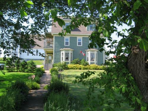 Bed & Breakfast Louisbourg Heritage House