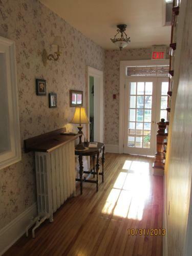 Bed & Breakfast Louisbourg Heritage House