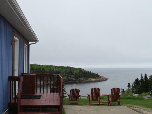 Les Chalets Au Bord De La Mer