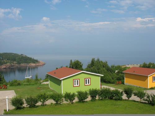 Les Chalets Au Bord De La Mer