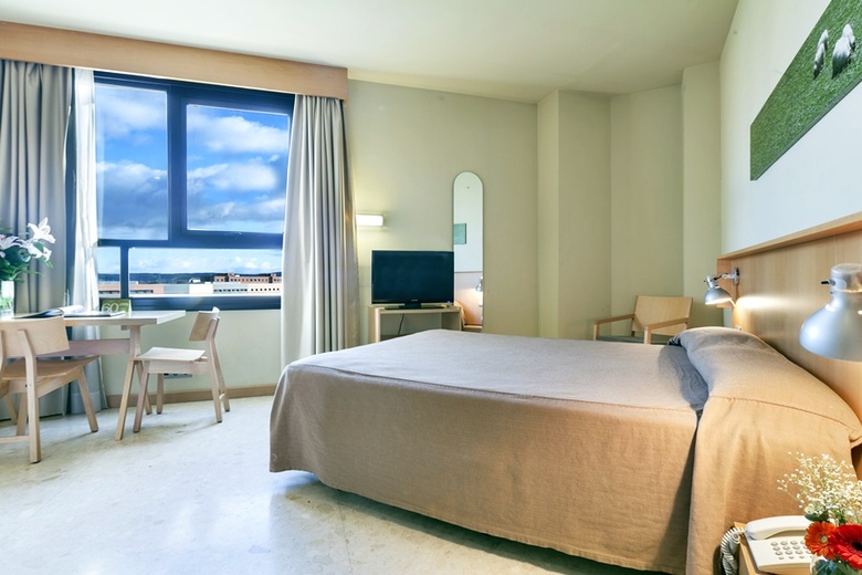 Exe Aparthotel Campus San Mames