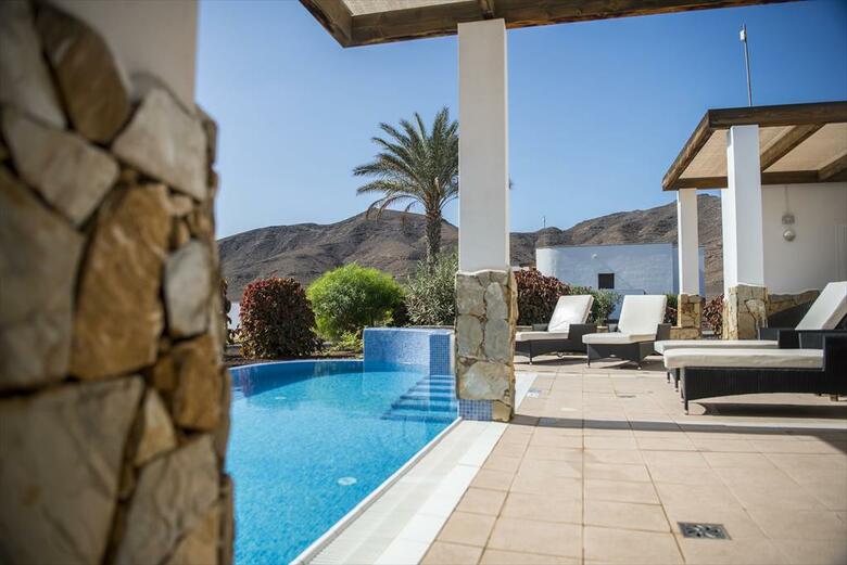 Hotel Villas Playitas