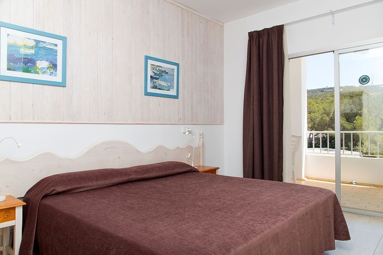 Hotel Entrepinos Adults Only