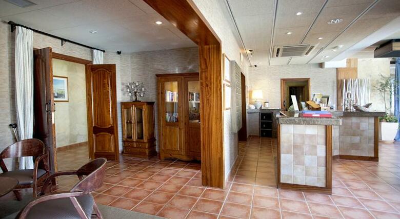 Hotel Entrepinos Adults Only