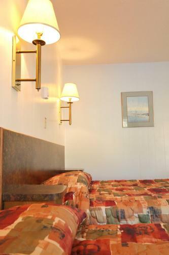 Sunset Motel