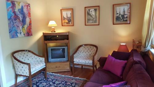 Koffee Kettle Motel
