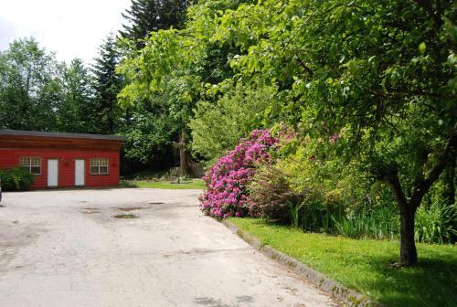 Koffee Kettle Motel