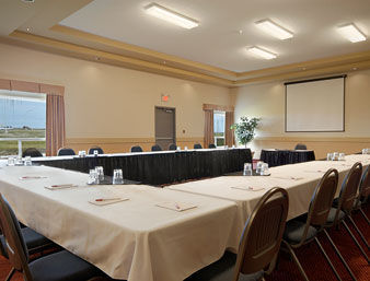 Hotel Ramada Edmonton International Airport