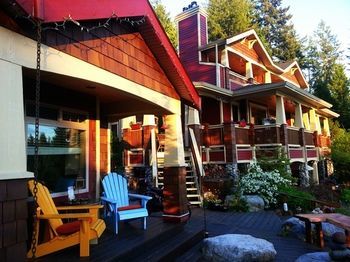 Lodge The Tuwanek Hotel And Spa