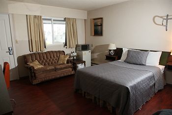 Cozy Court Motel