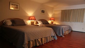 Cozy Court Motel