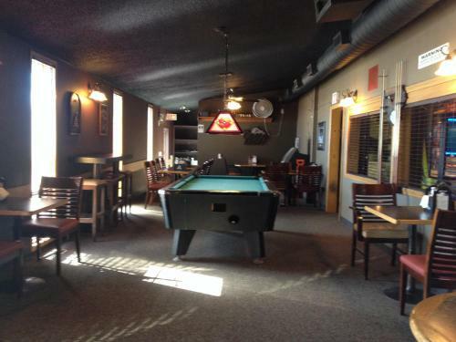 Chubby's Bar & Motel