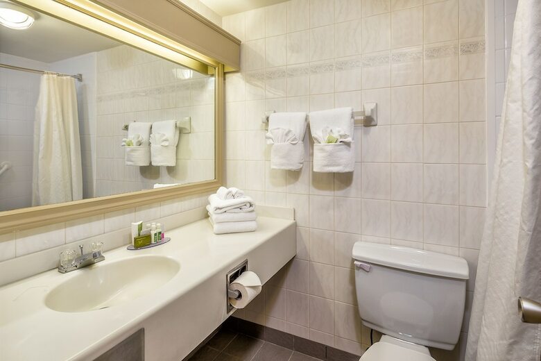 Inn On The Lake, An Ascend Hotel Collection Member