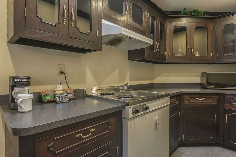 Inn On The Lake, An Ascend Hotel Collection Member