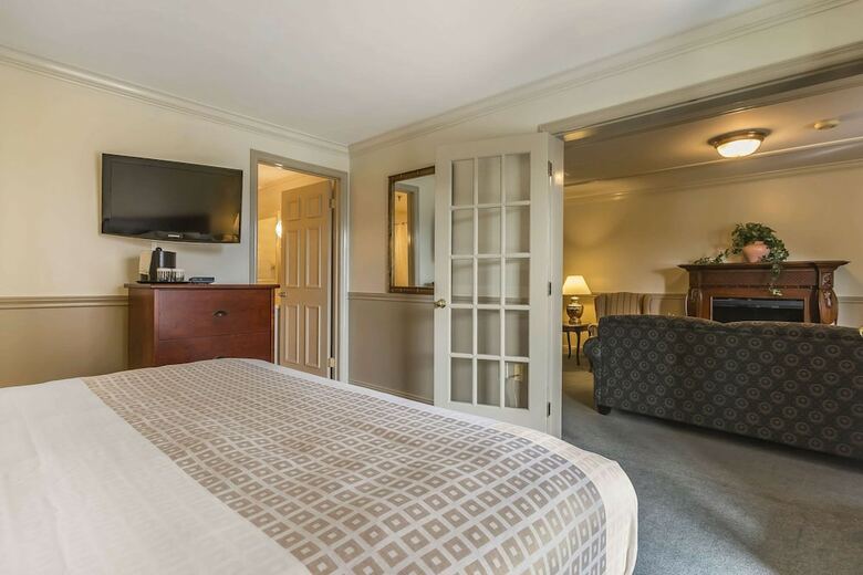 Inn On The Lake, An Ascend Hotel Collection Member