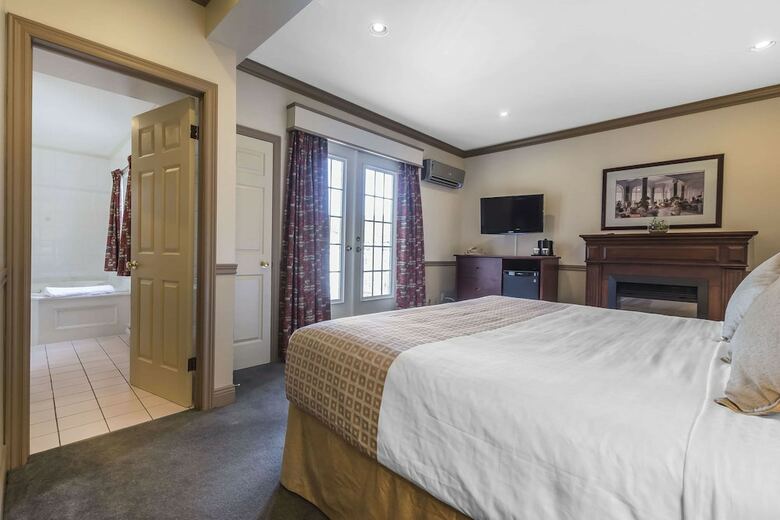 Inn On The Lake, An Ascend Hotel Collection Member
