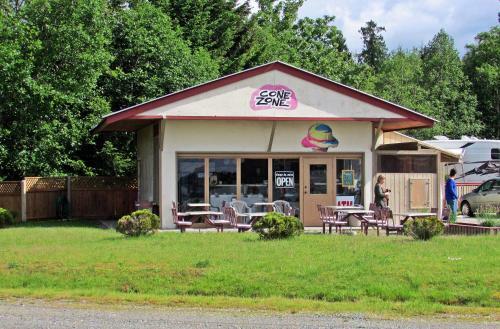 Qualicum Bay Resort Rv Park