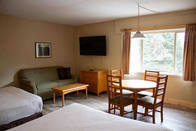 Hotel Manning Park Resort