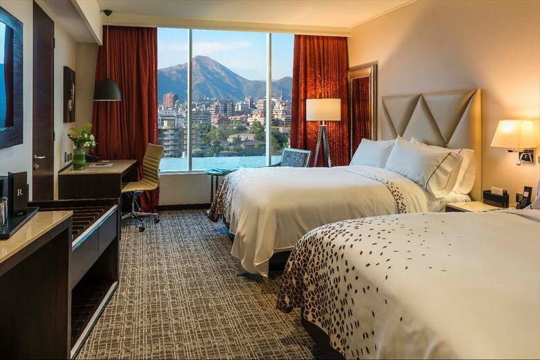 Hotel Renaissance Santiago