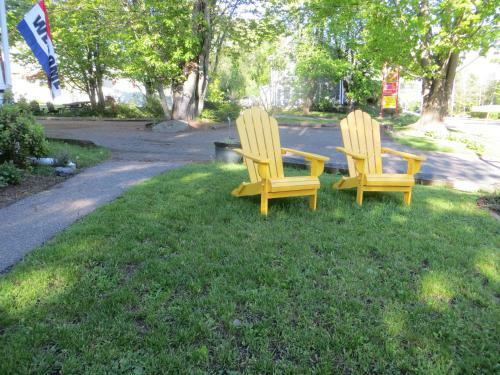 Farmhouse Inn B&B