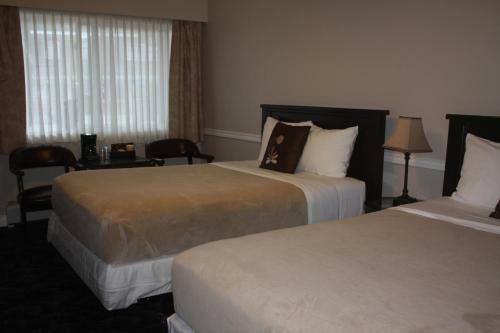 The Classic Horseshoe Bay Motel