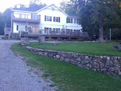 Little Hawk Resort & Marina