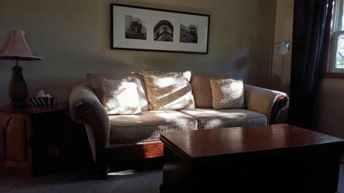 Hotel Oakview Lodge & Marina