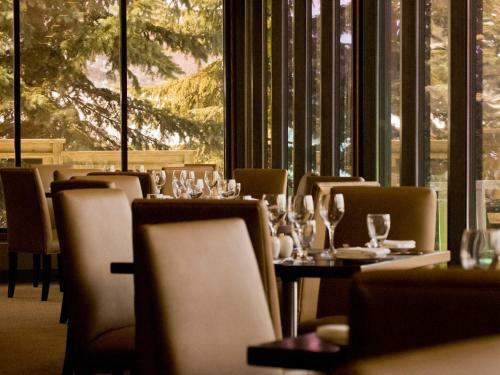 Hotel Horseshoe Resort