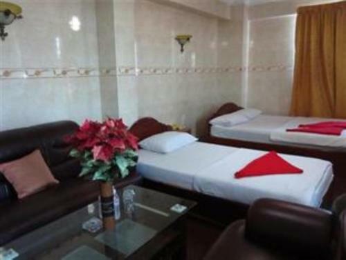 Hostal Good Luck Guesthouse