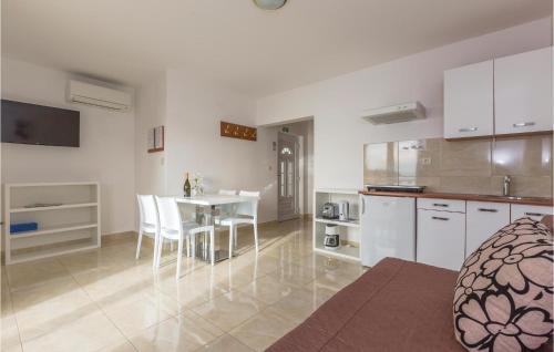 One-bedroom Apartment In Brela