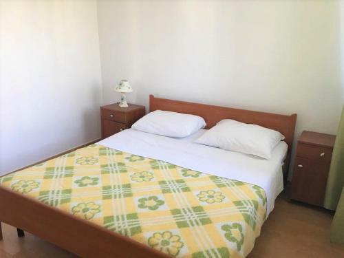 Apartments Poli?