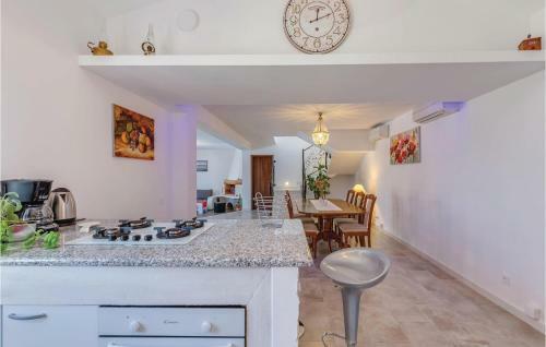 Three-bedroom Holiday Home In Krasica