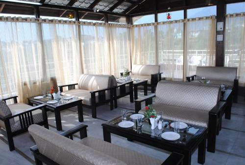 Hotel Kamal Residency