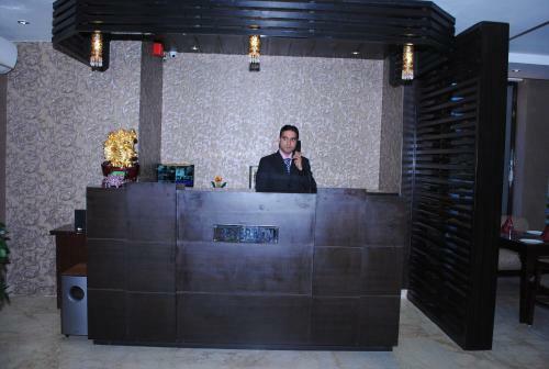 Hotel Kamal Residency