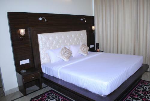 Hotel Kamal Residency