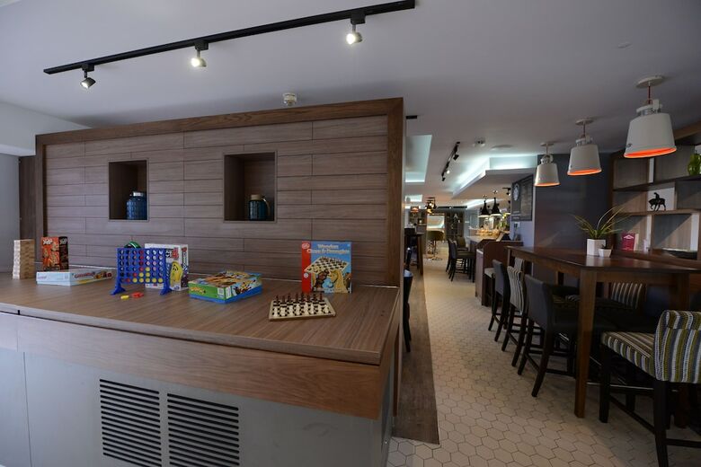 Hotel Holiday Inn Garden Court  Wolverhampton