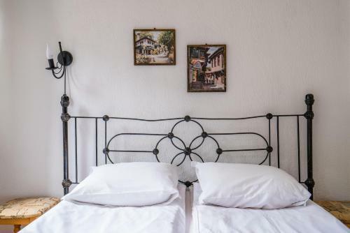 Hostal Toni's Guest House