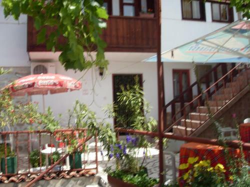 Hostal Guest House Rimski Most