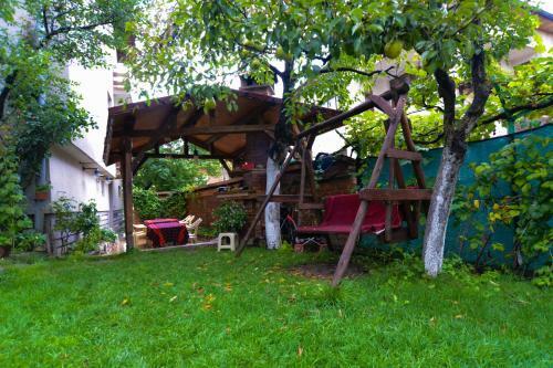 Hostal Topuzovi Guest House
