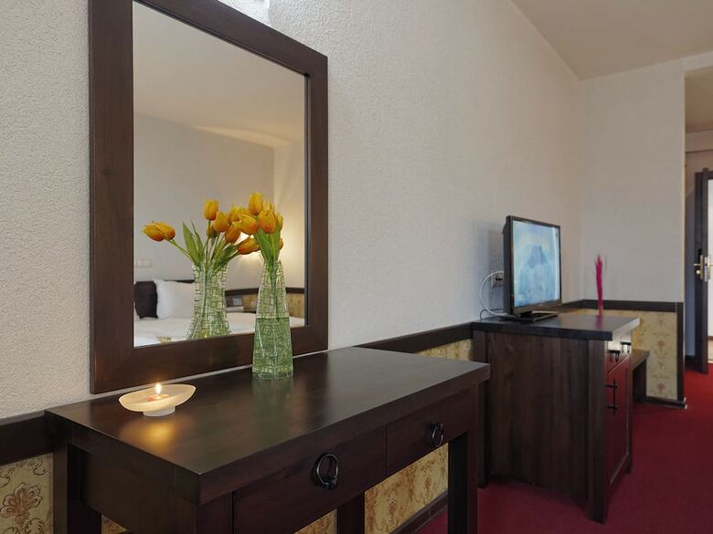 Trinity Bansko Spa Hotel