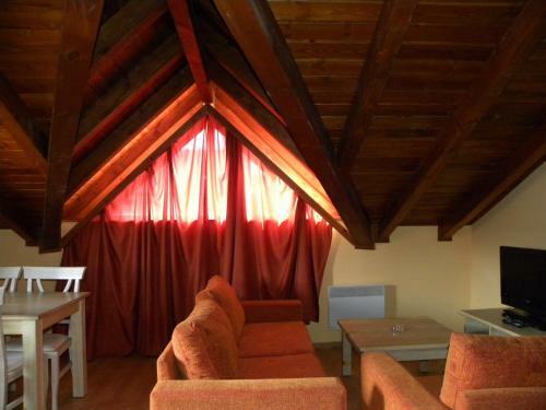Saint Ivan Ski Apartments