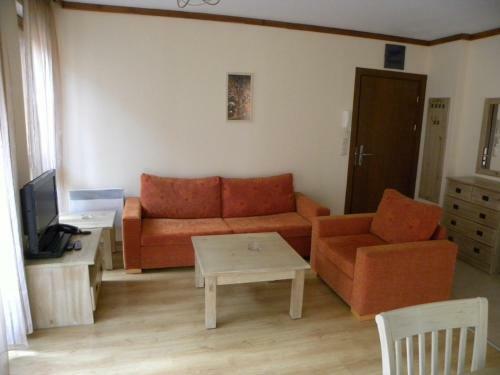Saint Ivan Ski Apartments