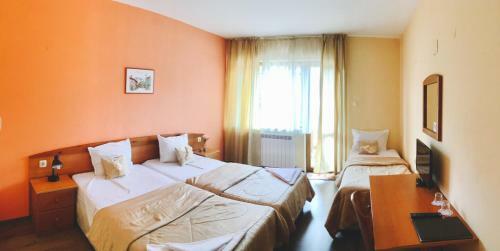 Pirina Club Hotel