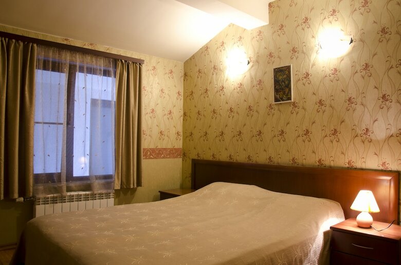 Bizev Hotel